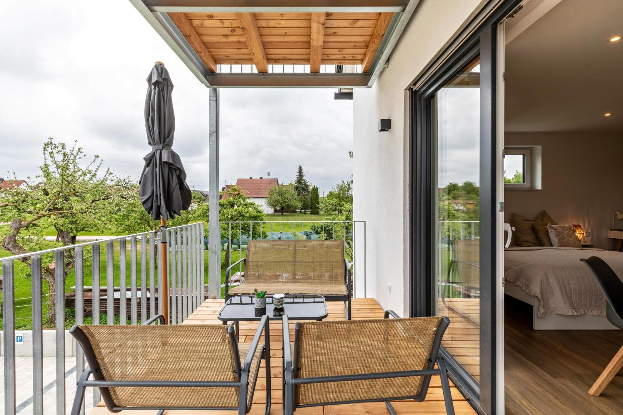 Studio 4 Parkside Apartments Günzburg Exterior foto